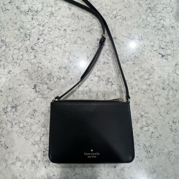 Kate Spade Crossbody - Picture 1 of 6